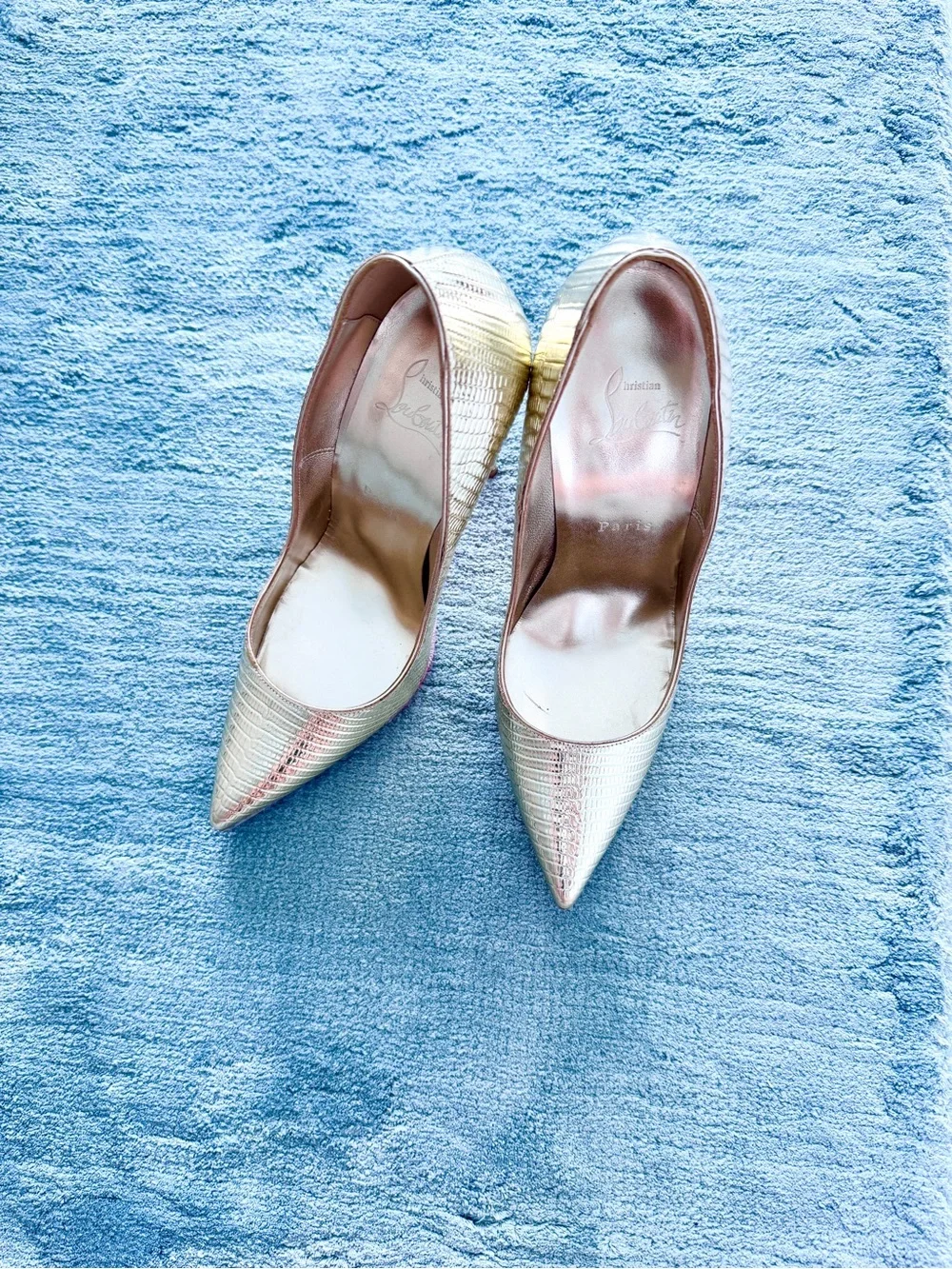 Kate 100 Gold Metallic Pumps Christian Louboutin Metallic Textured Pointed-Toe